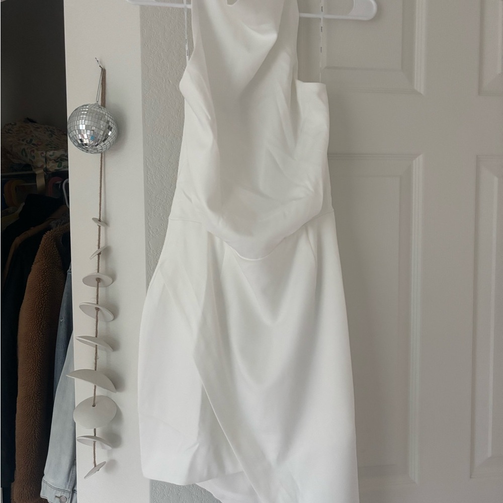 Elliatt White Pleated One Shoulder Sheath Dress